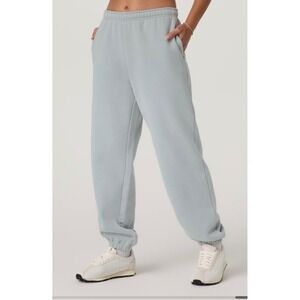 Vuori restore Mist Blue French Terry Sweatpants Women Small NEW